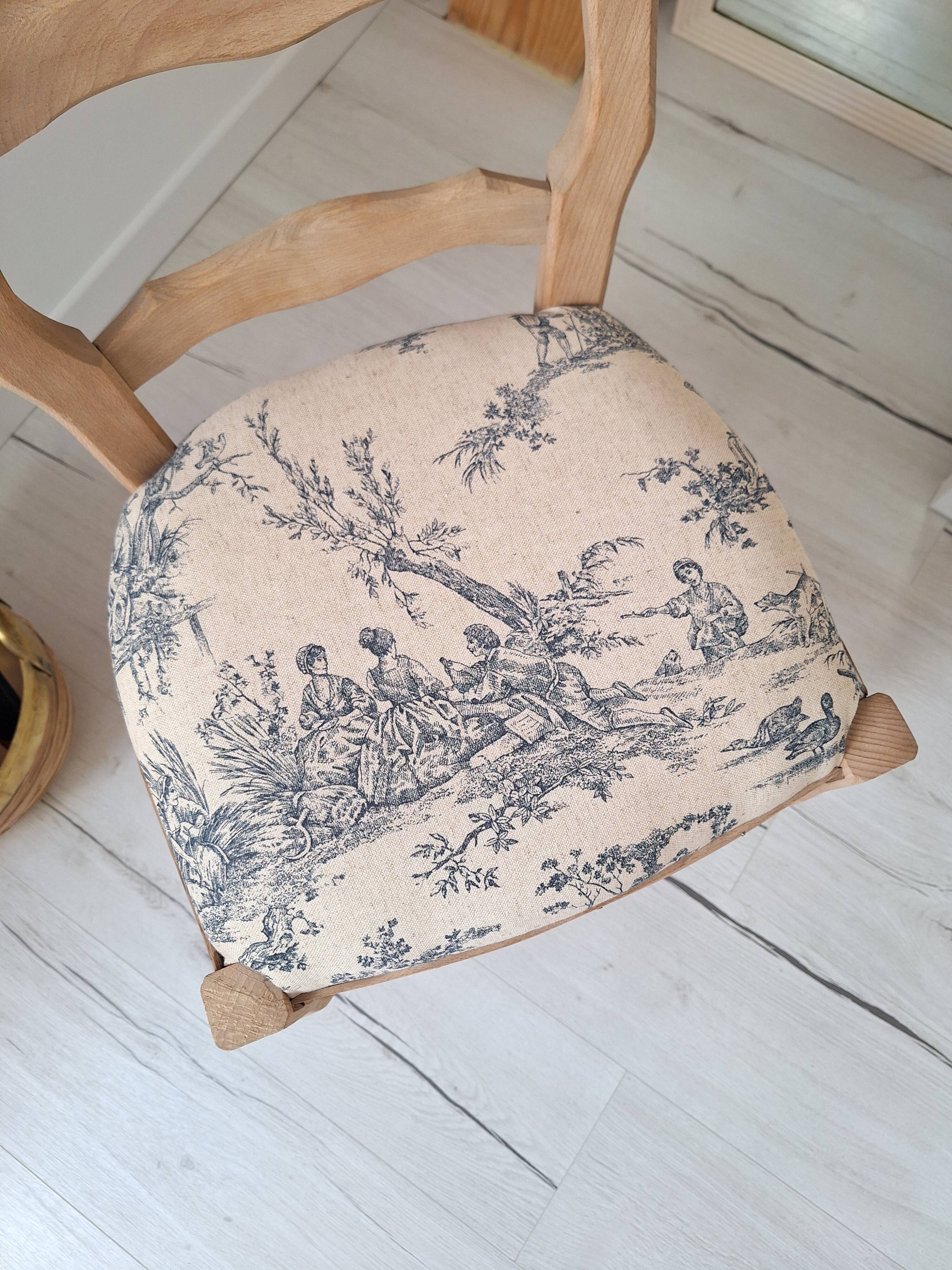 Country chair in blue toile de Jouy