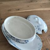 Rambouillet model sauce boat from Lunéville factory