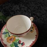 Flowery cups and cups