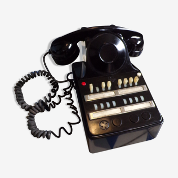 Standard bakelite telephone