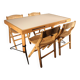 Table et chaises de marque Held