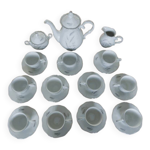 Acheter Service de 14 pièces à café de marque Porcelaine fine de Boheme Carlsbad Tchécoslovaquie Bon état - 75,00 € Service de 14 pièces à café de marque Porcelaine fine de Boheme Carlsbad Tchécoslovaquie Bon état - reconditionné disponible sur Selency