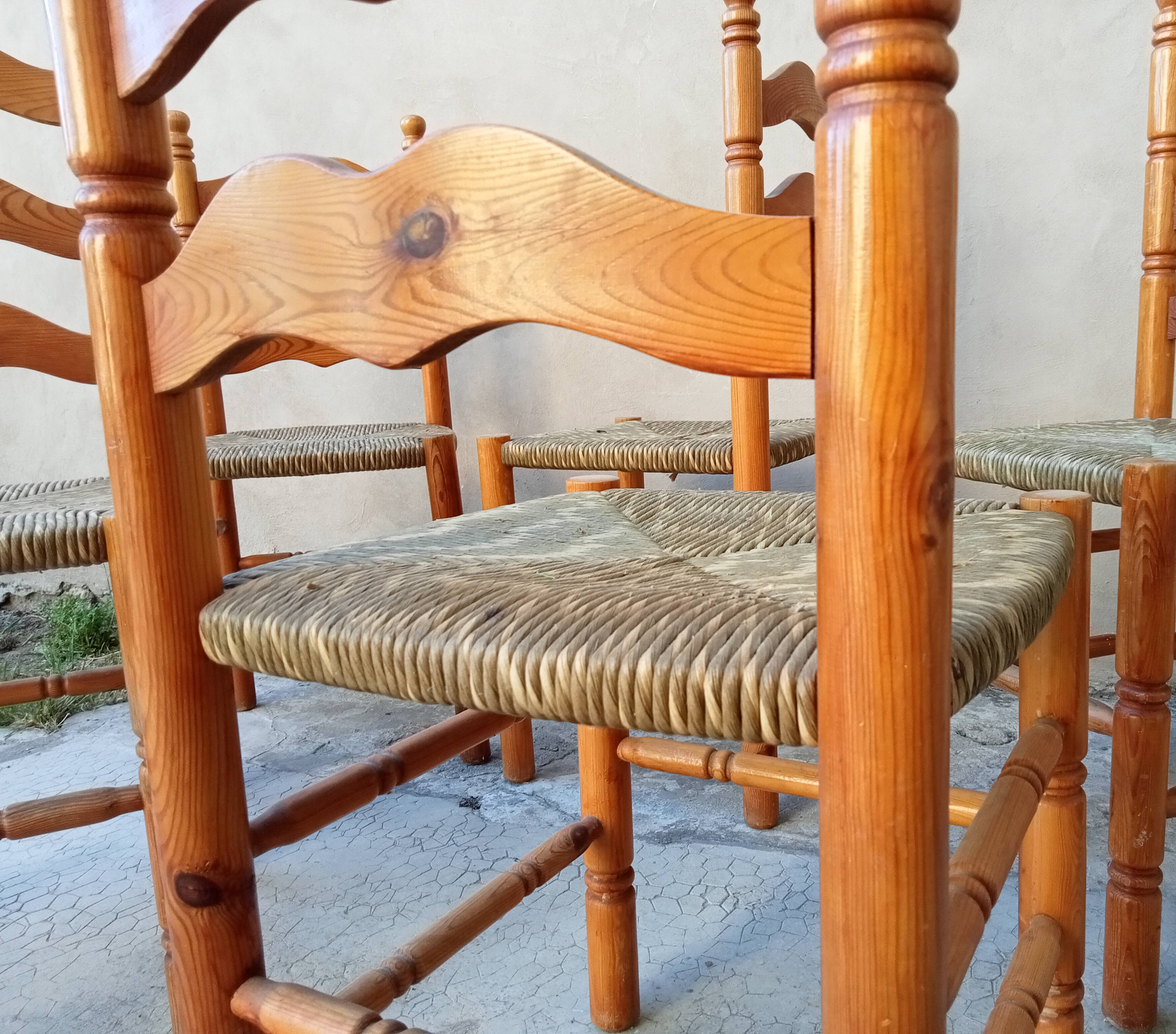 Lot de 5 chaises paillées vintage style espagnol