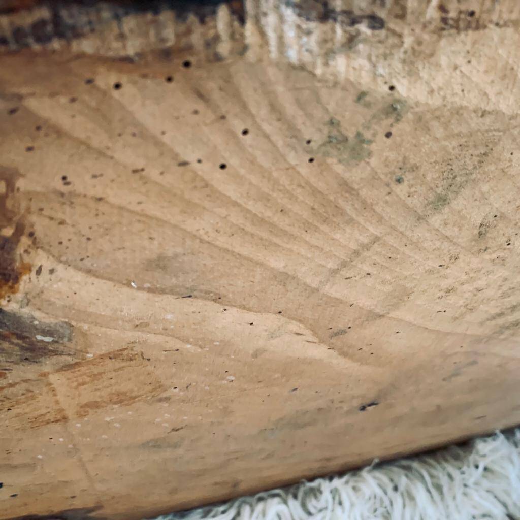 Table basse brutaliste