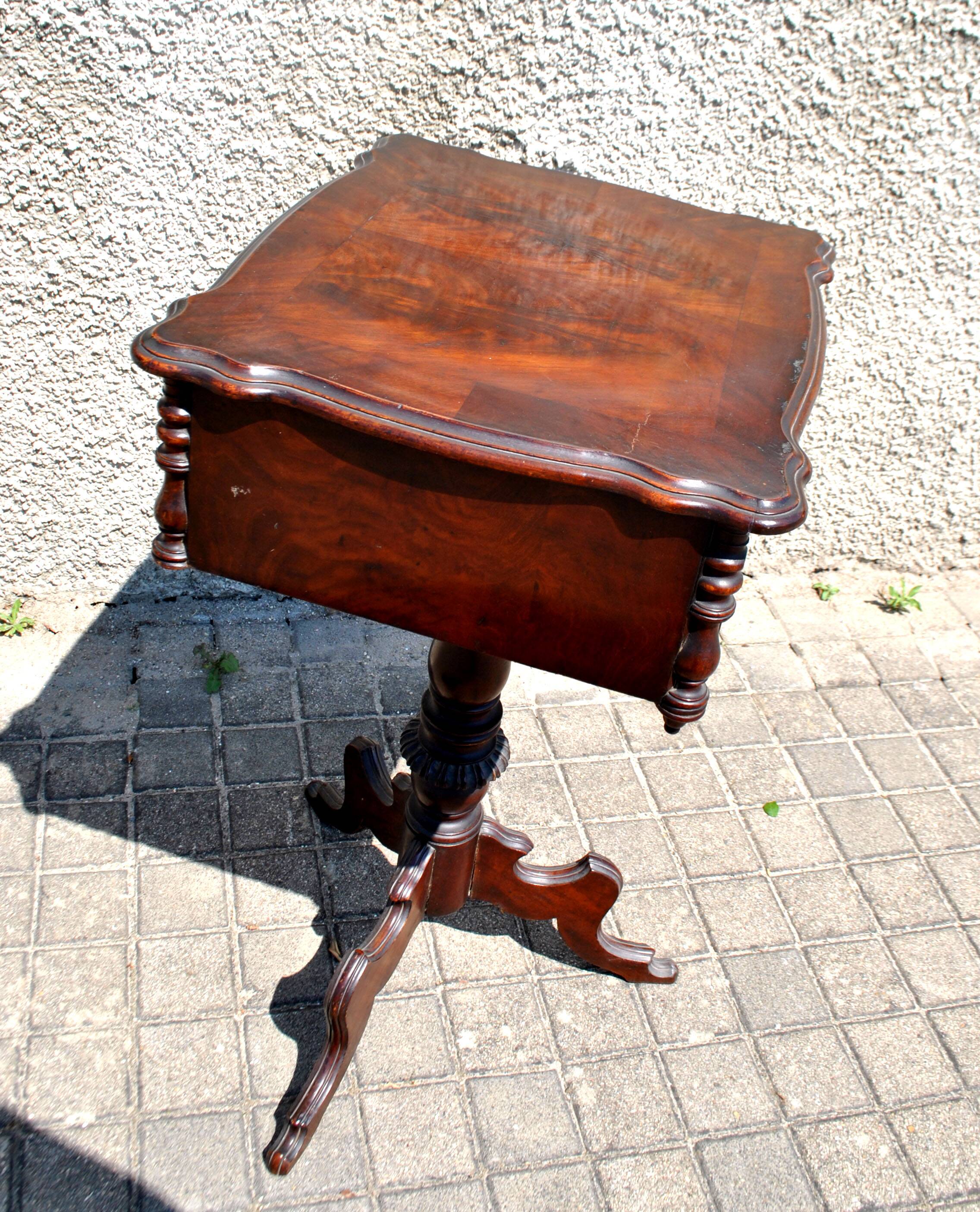 Napoleon III wooden compartment work cabinet Jewelry box