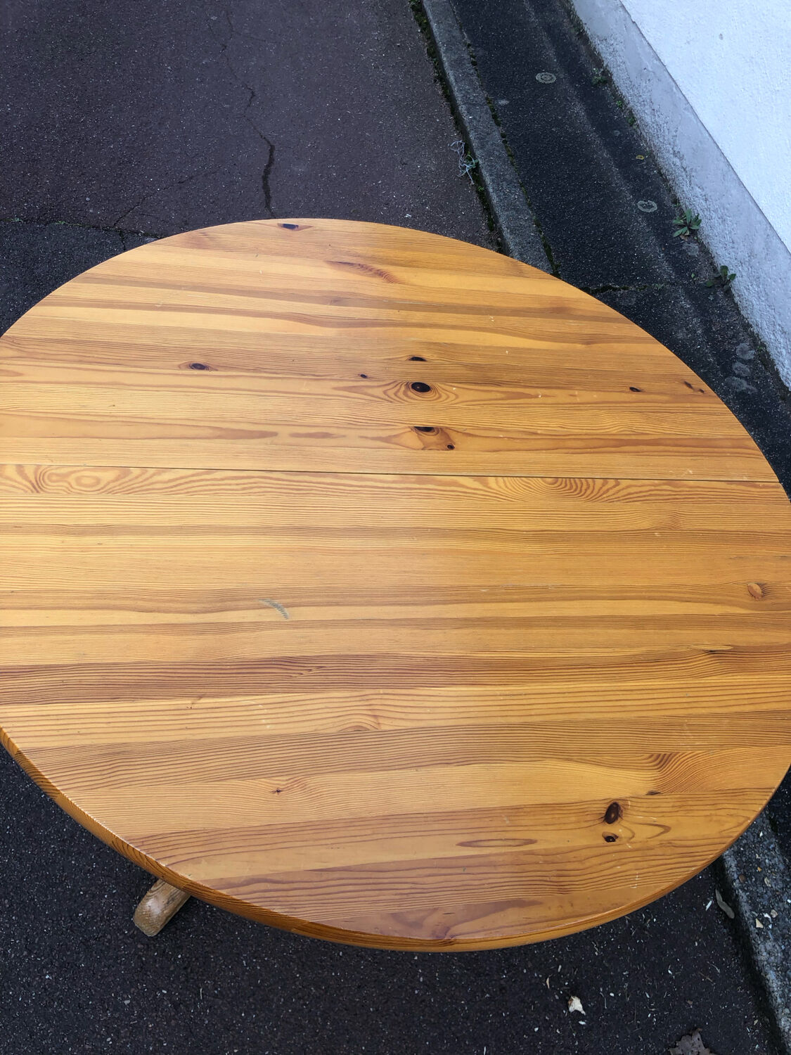 Baumann pine dining table