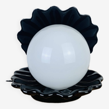 Lampe coquillage céramique noire et perle opaline