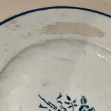 9 assiettes anciennes Longwy, 1930