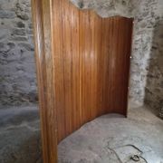 Large French folding screen in pine, room divider, 1950s, attributed to Baumann.