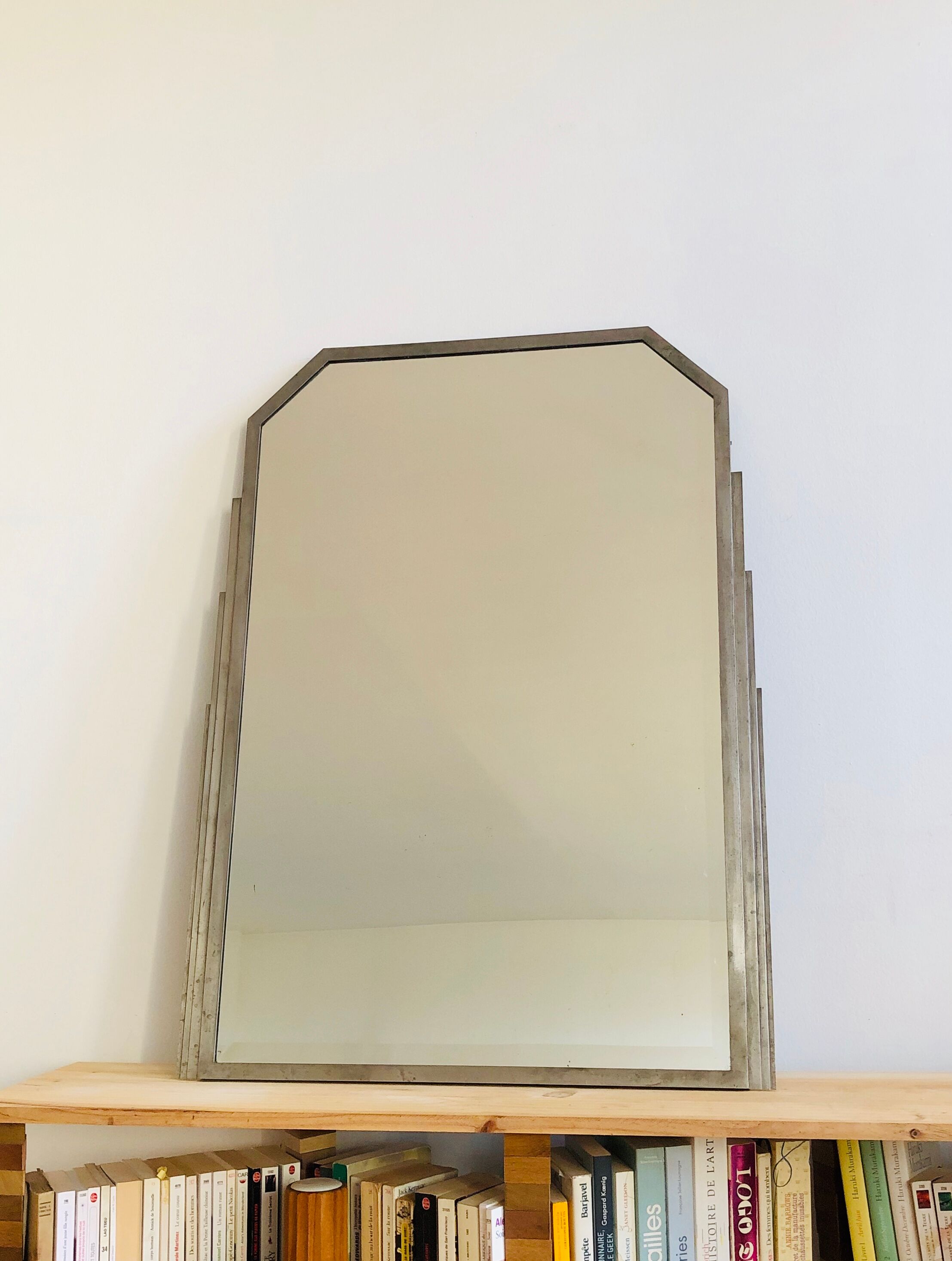Miroir biseauté art déco métal  101 X l75 cm