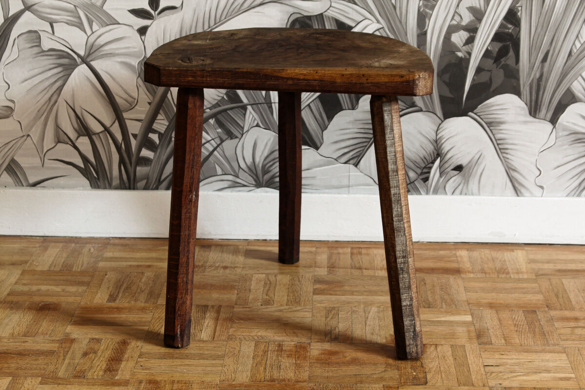 Brutalist cowherd stool