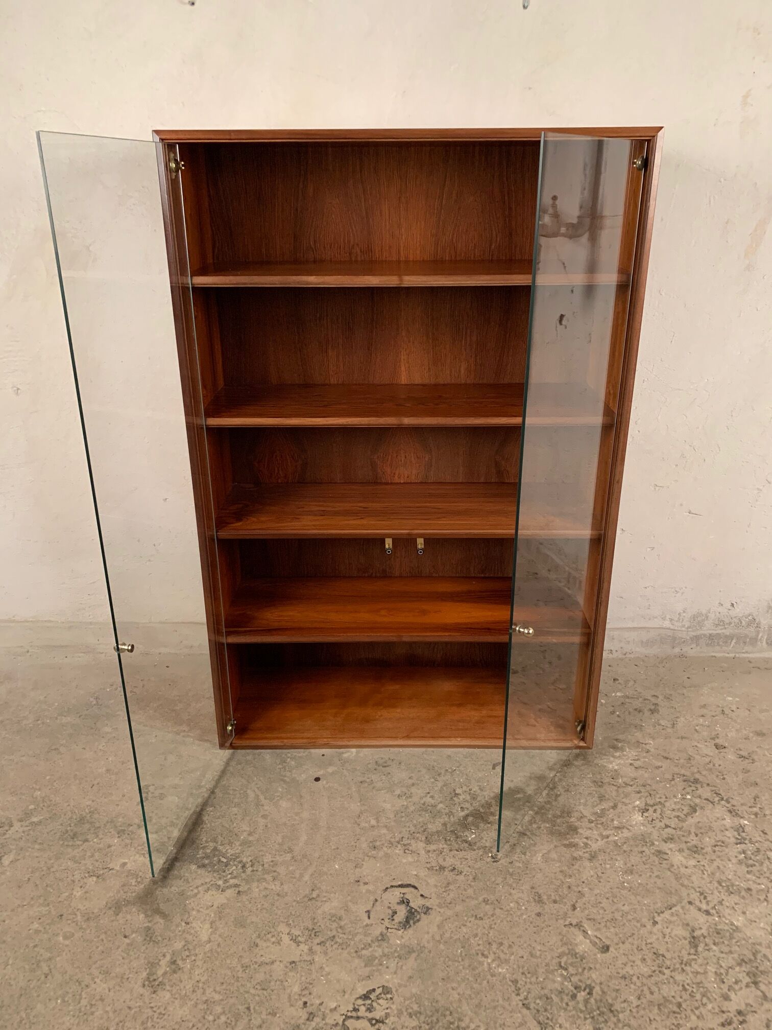 Vitrine en bois de rose d’Idee Mobel, Pesch, Allemagne, années 1960