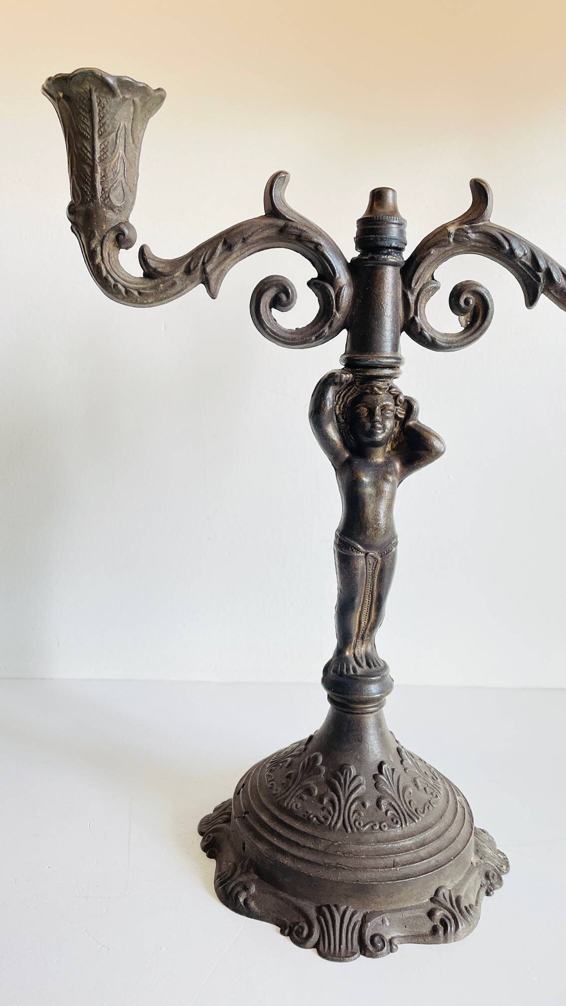 Little angel table candle holder