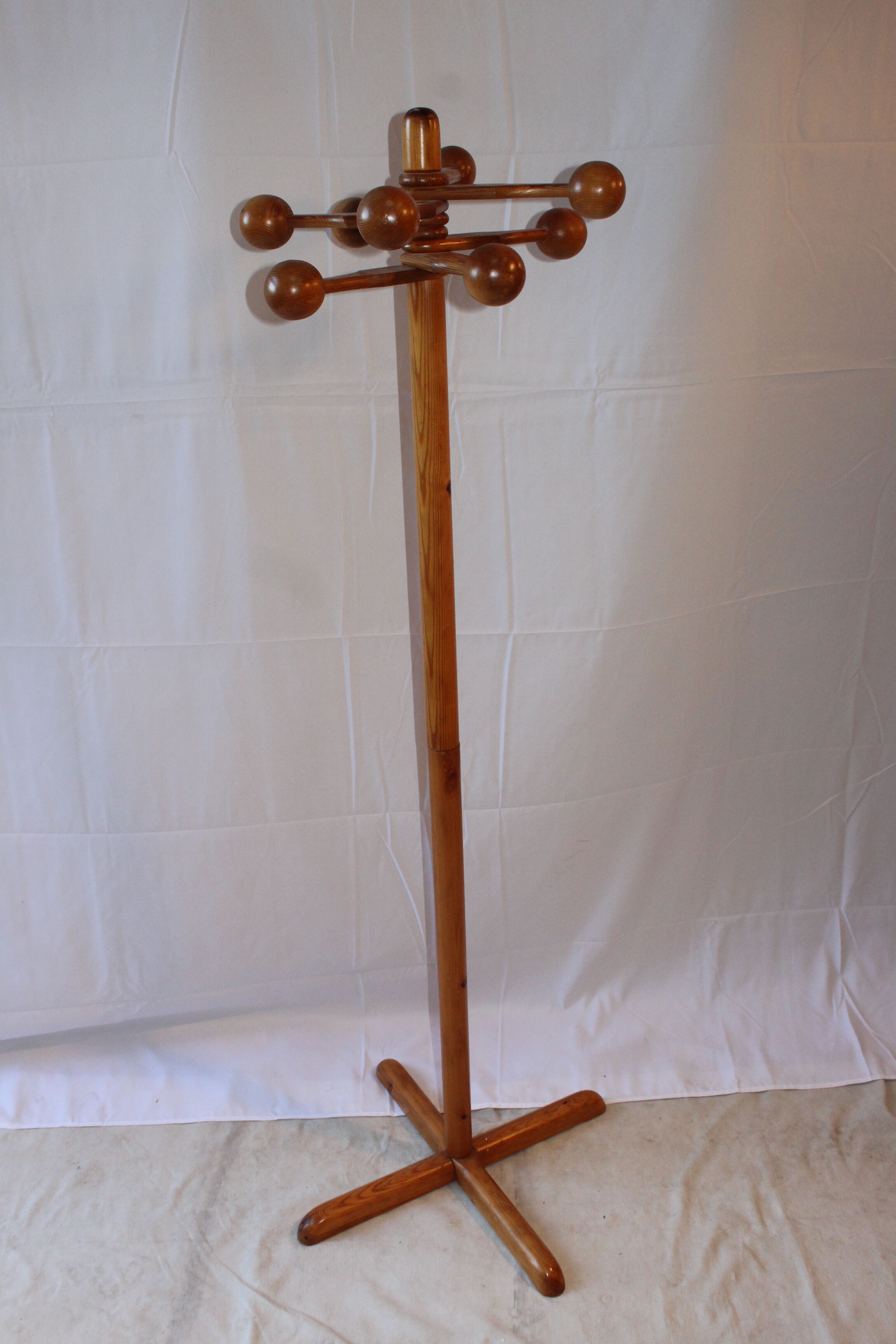 Coat rack scandinavian design in wood