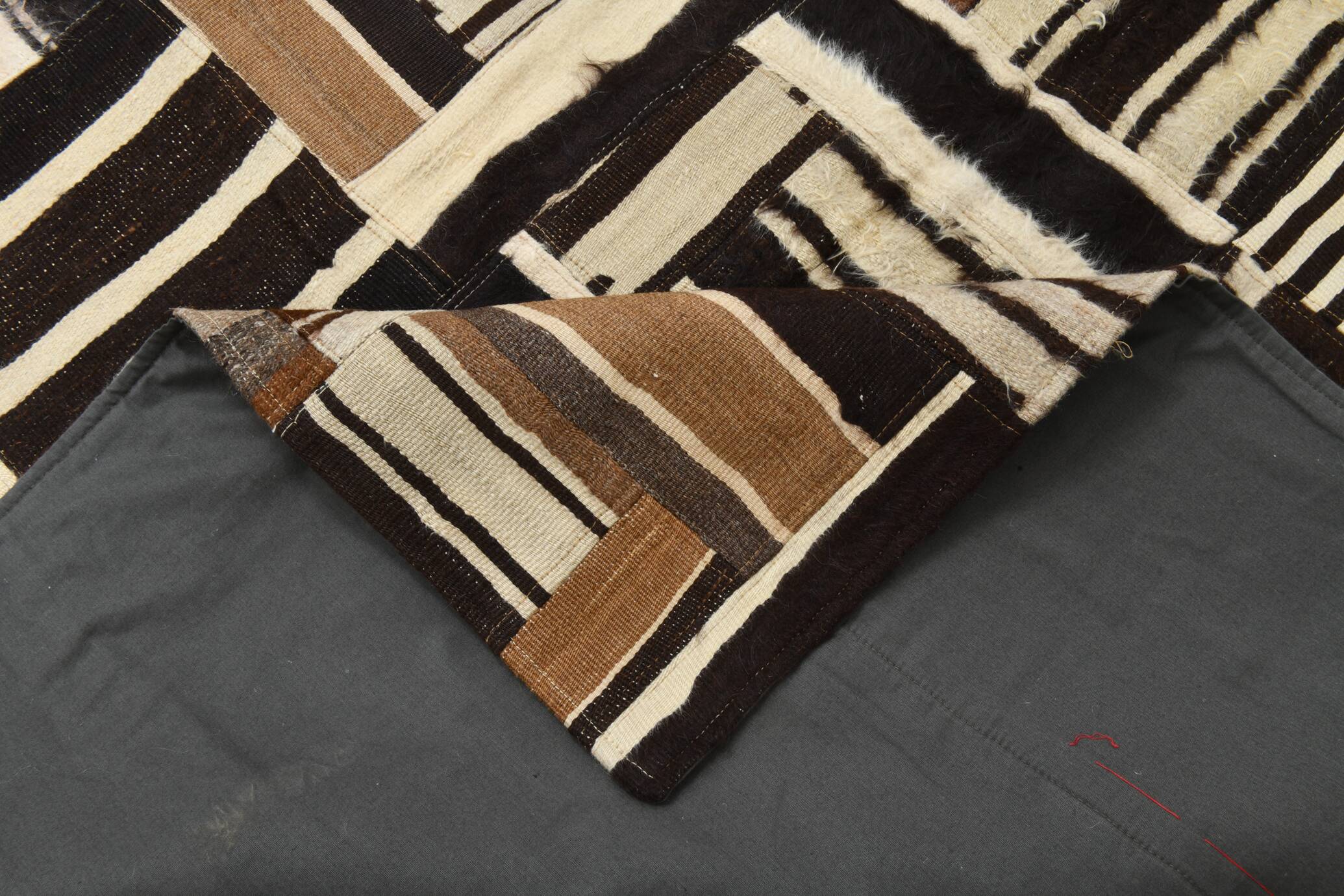 5x7 Brown & Cream Handmade Vintage Kilim Rug, 149x200Cm