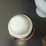 Opaline kerosene lamp