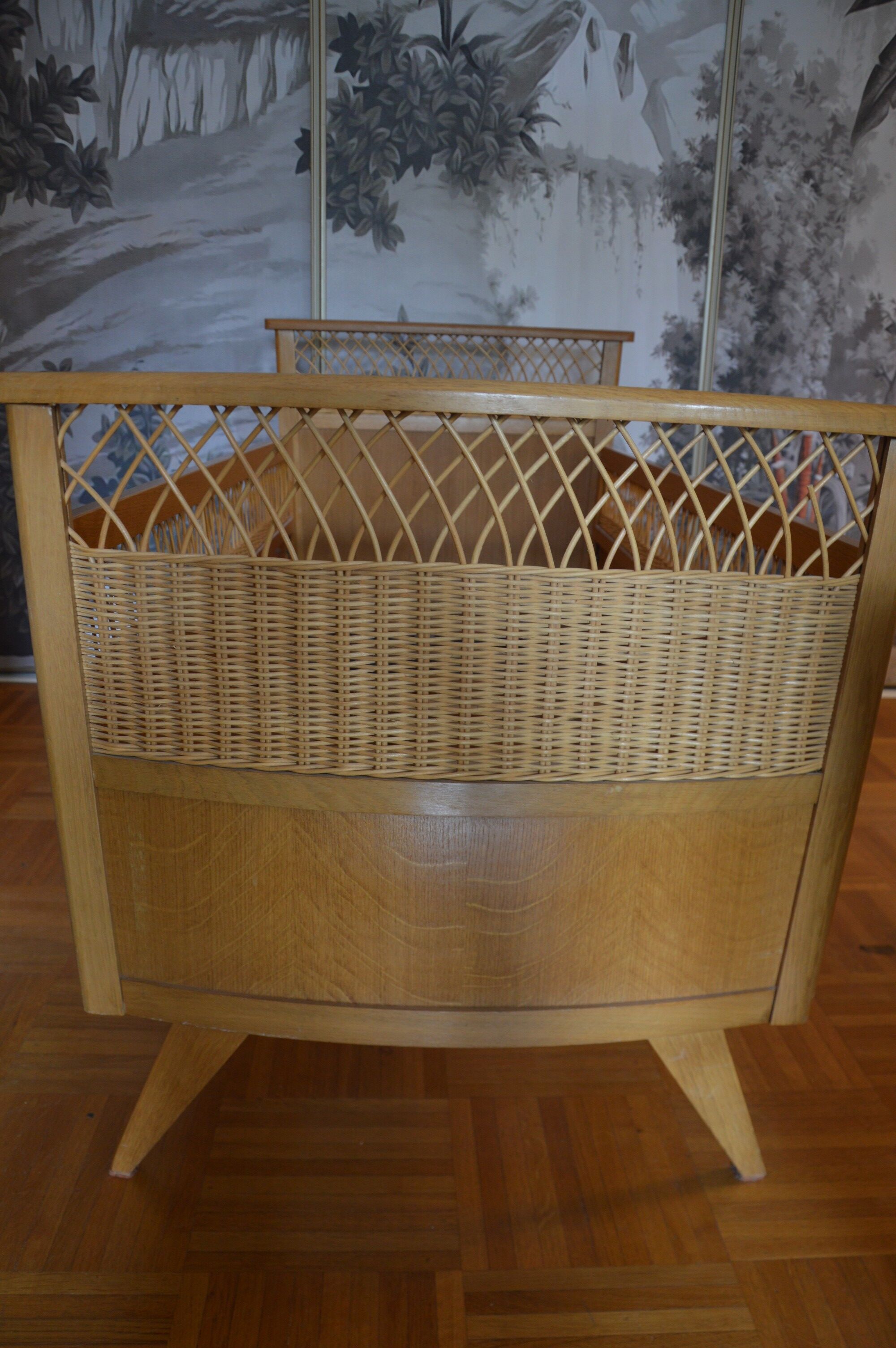 Child's bed in rattan of the years 50