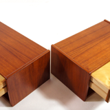 Paire de chevets en bois