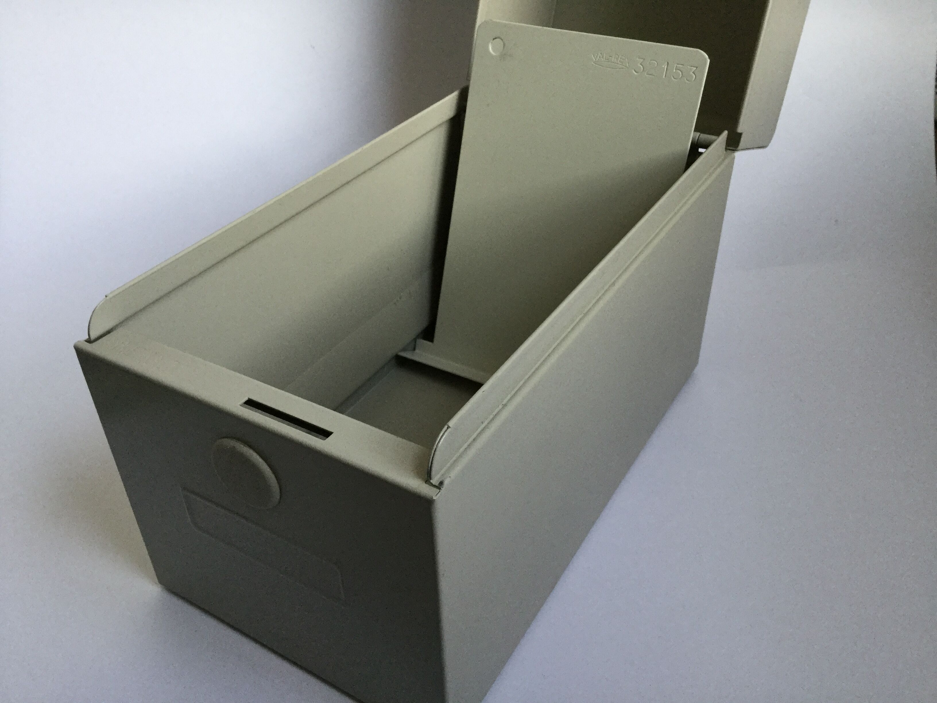 Metal locker Val rex beige 1960 old box