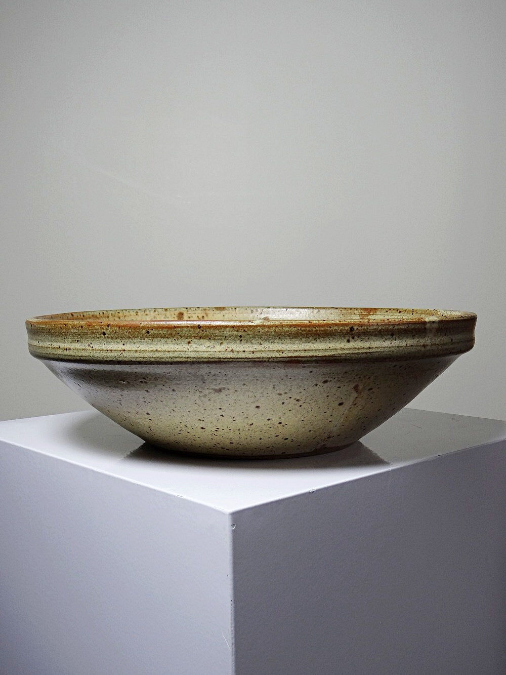 Large vintage stoneware fruit bowl from Puisaye attributed to Jean-Pierre Prudhomme.