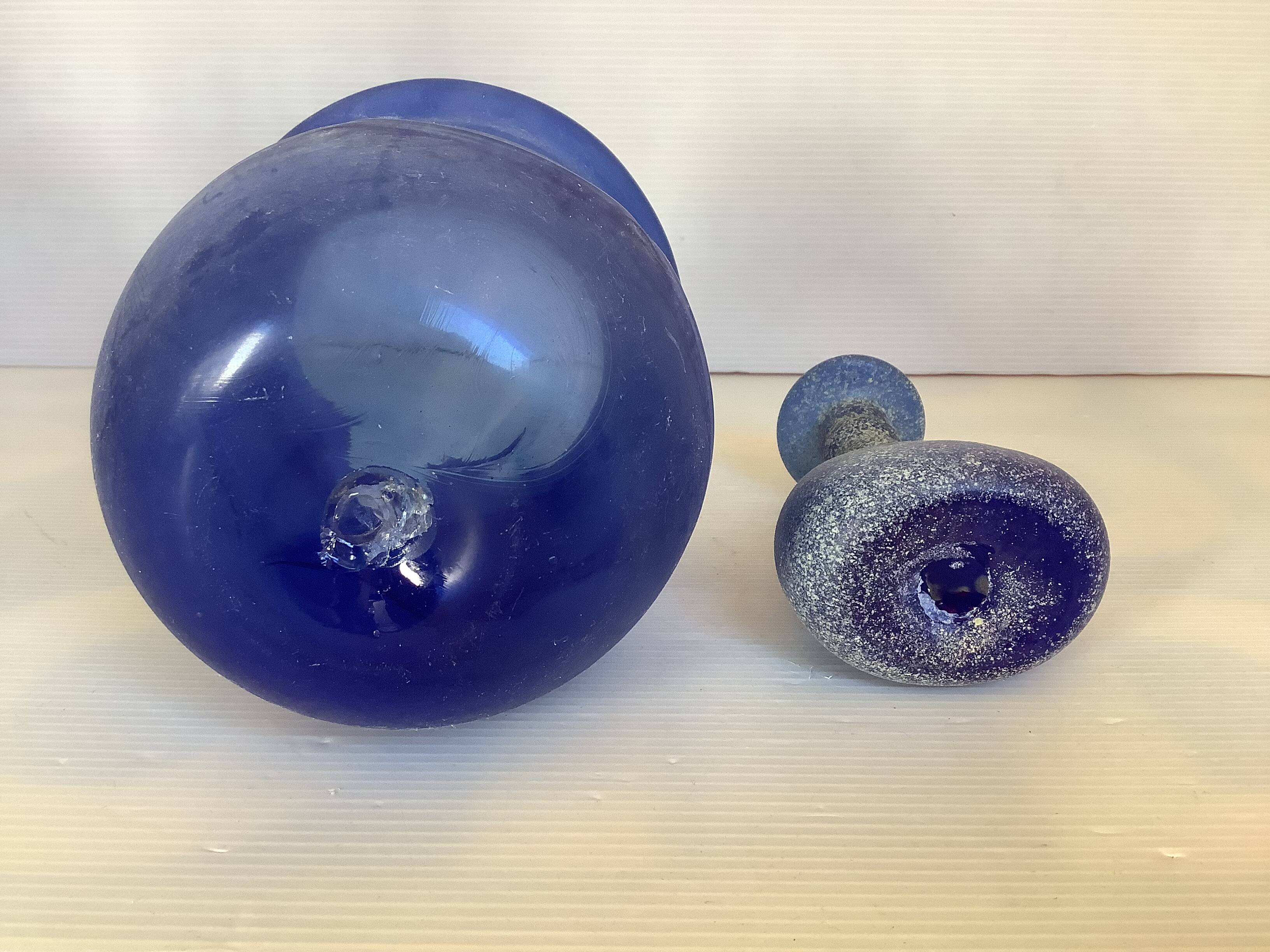 Murano scavo vase duo