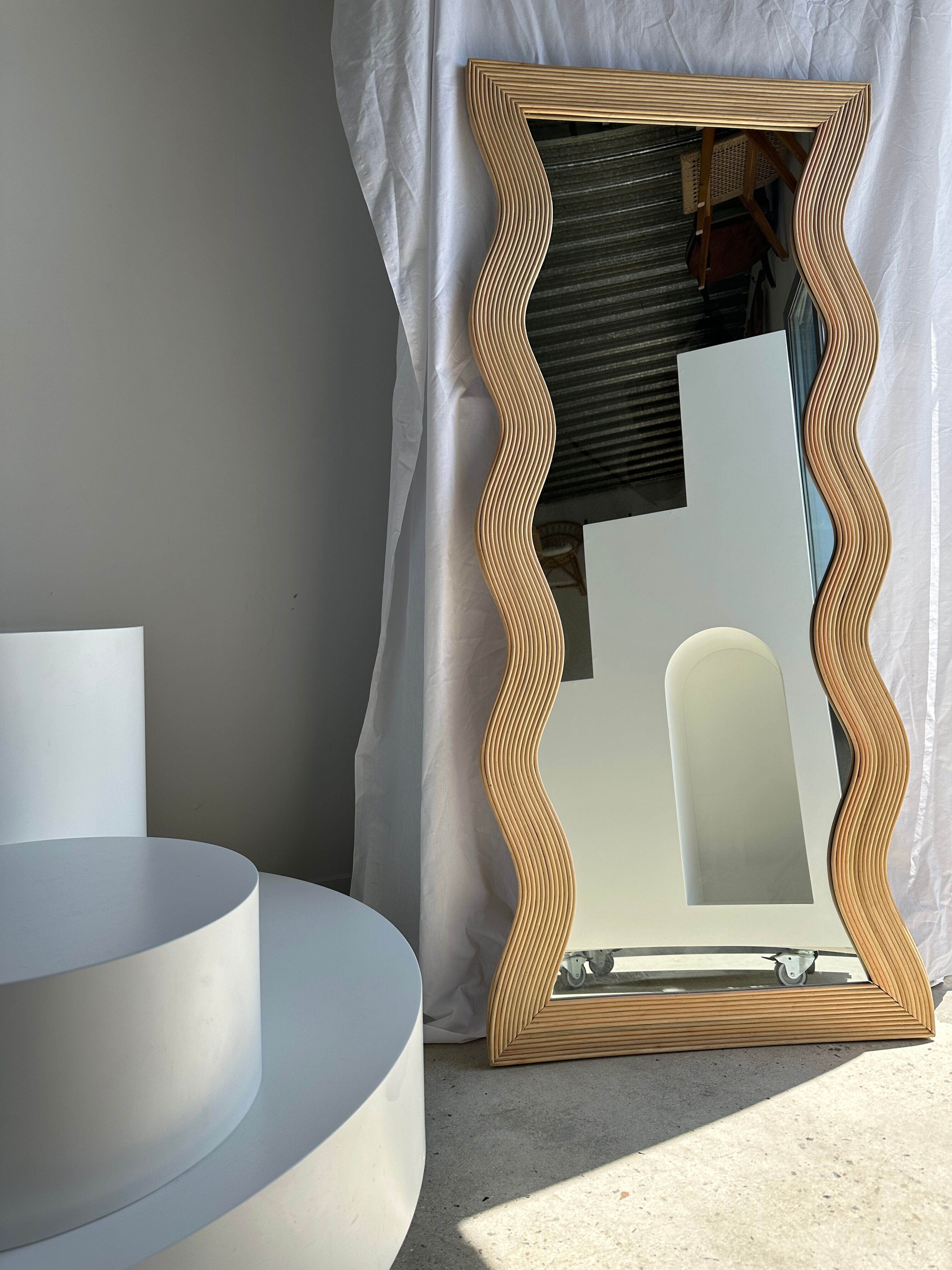 Zigzag rattan foot mirror H:182cm