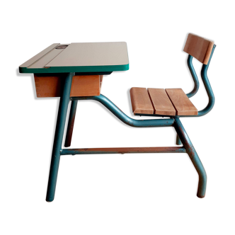 Delagrave schoolboy desk