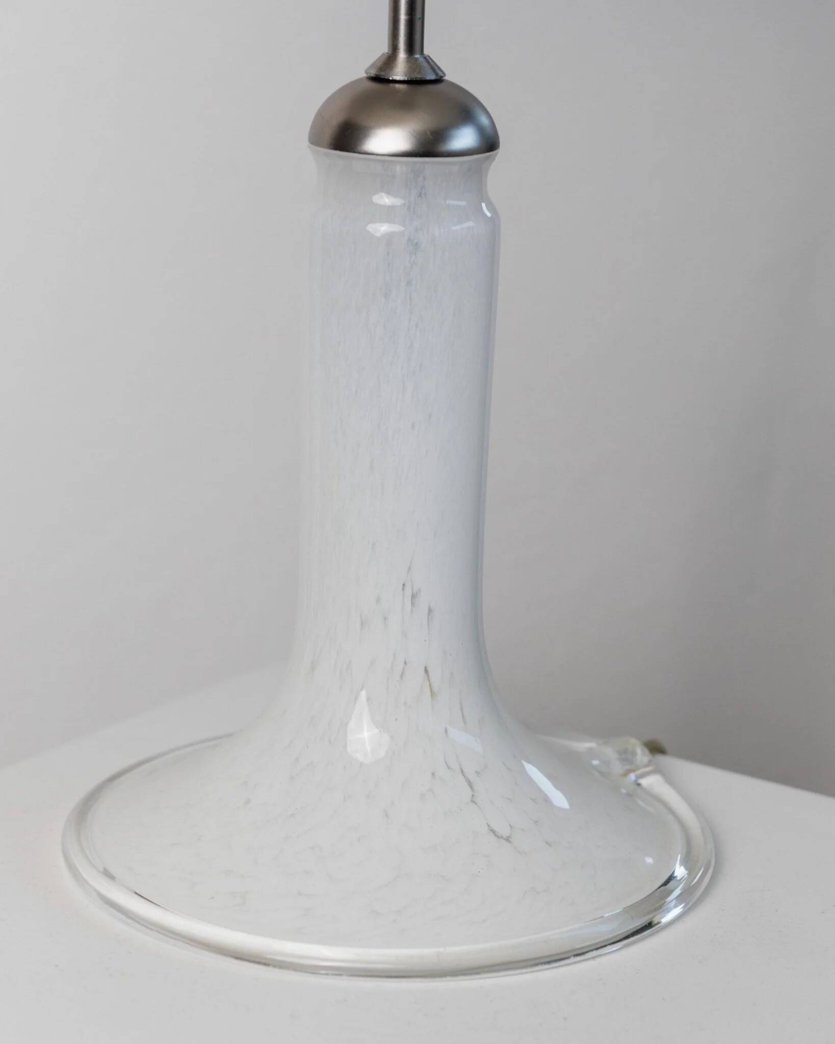 White Murano Glass Table Lamp with Zigzag Silver Metal Details and Textured Silk Shade, Italy 1980s