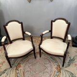 Pair of walnut armchairs from the Louis XVI period around 1770