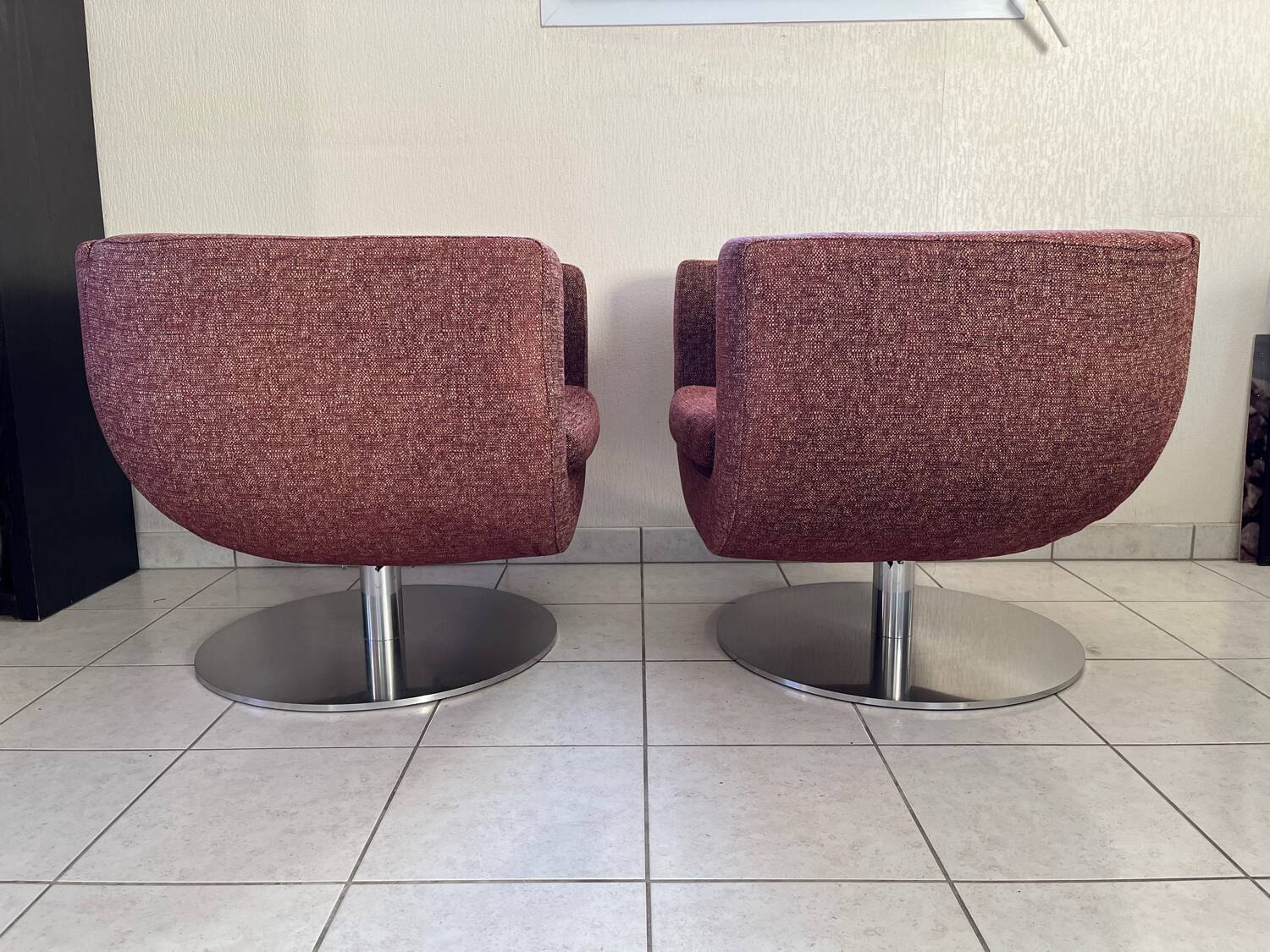 2 “Tulip” armchairs by Jeffrey Bernett for B&B Italia