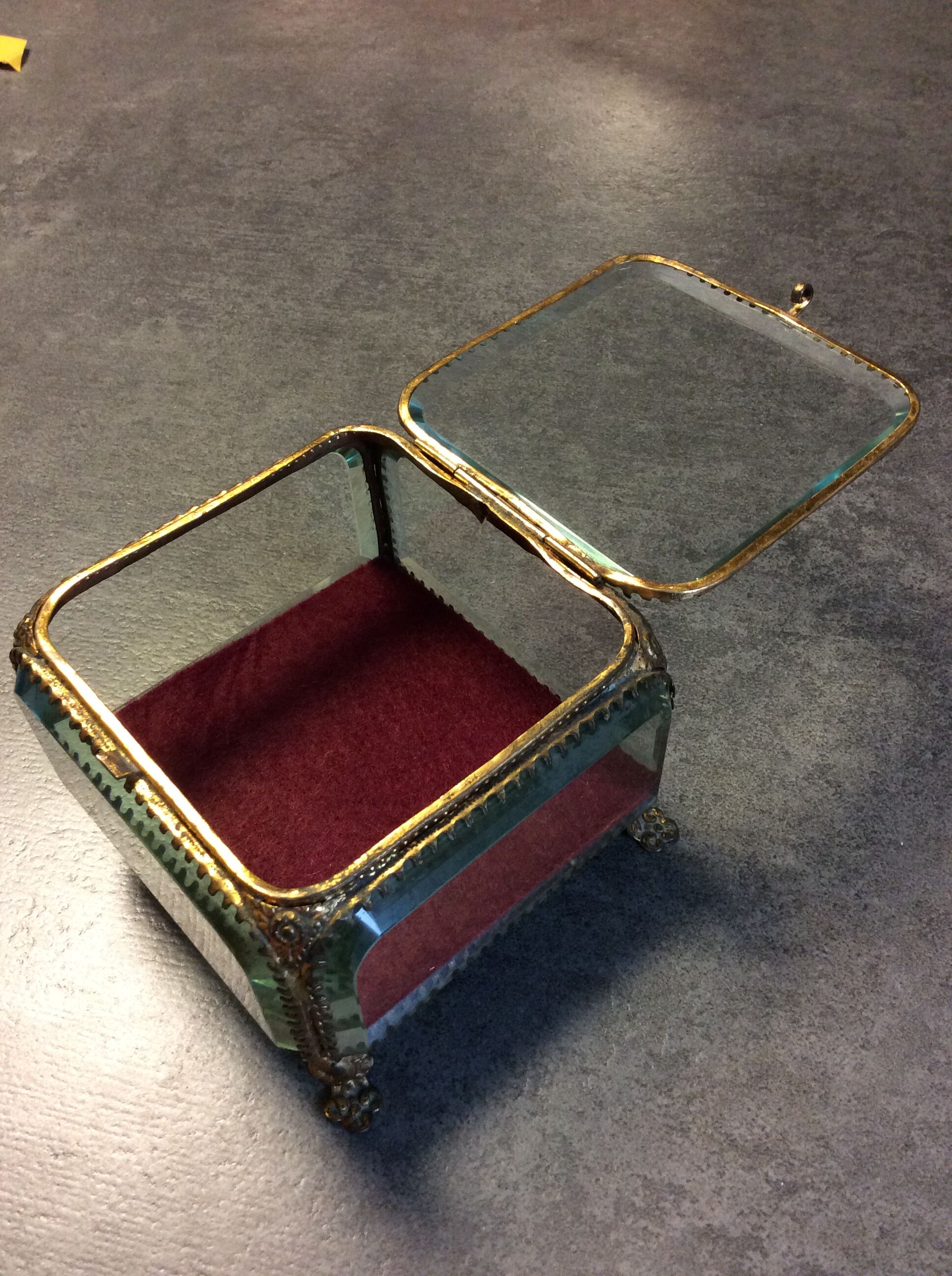 Art Deco jewelry box in beveled glass