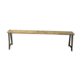 Farm old bench
