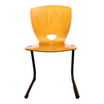 Chaise de cantine vintage