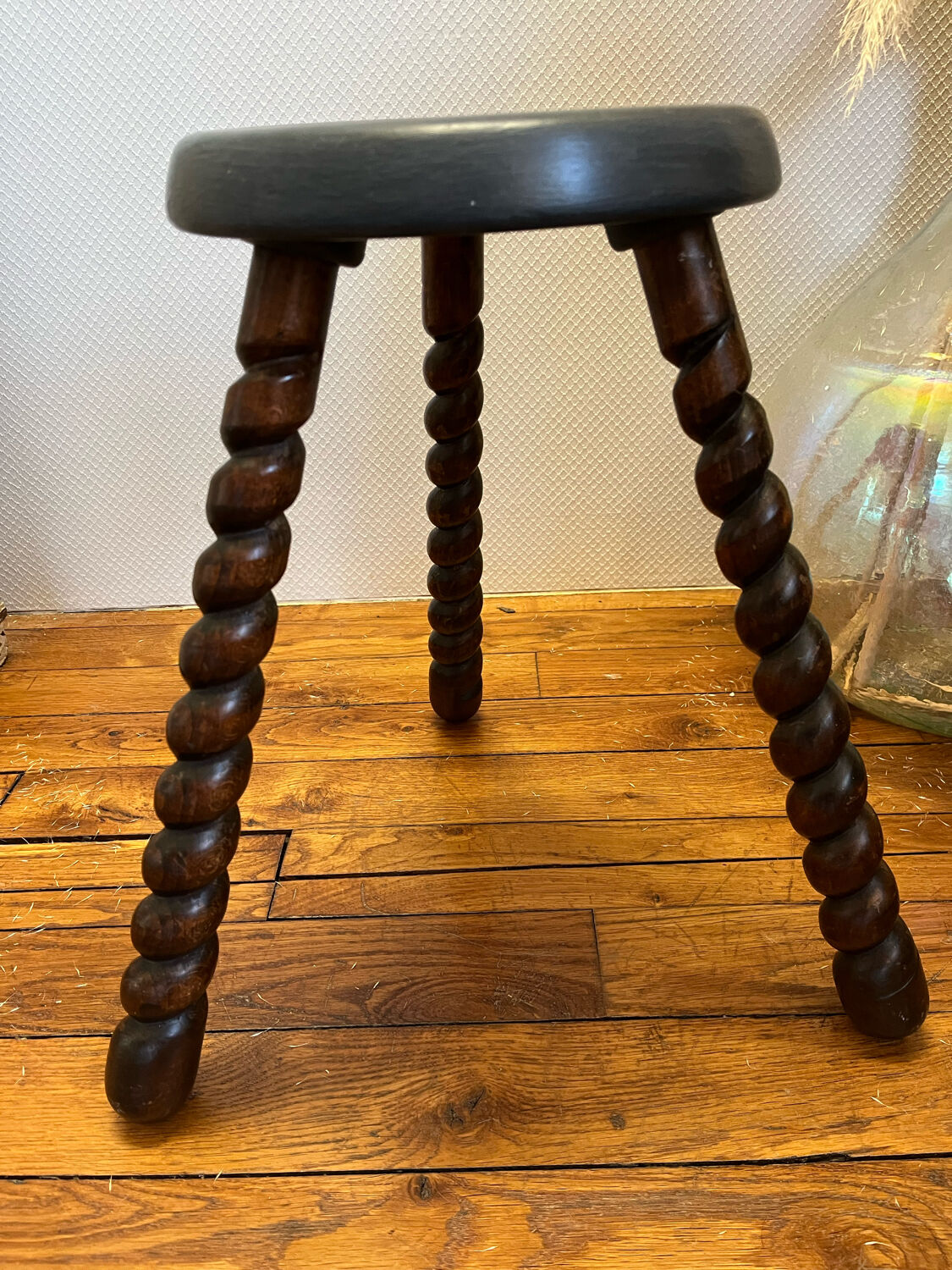 Vintage tripod stool