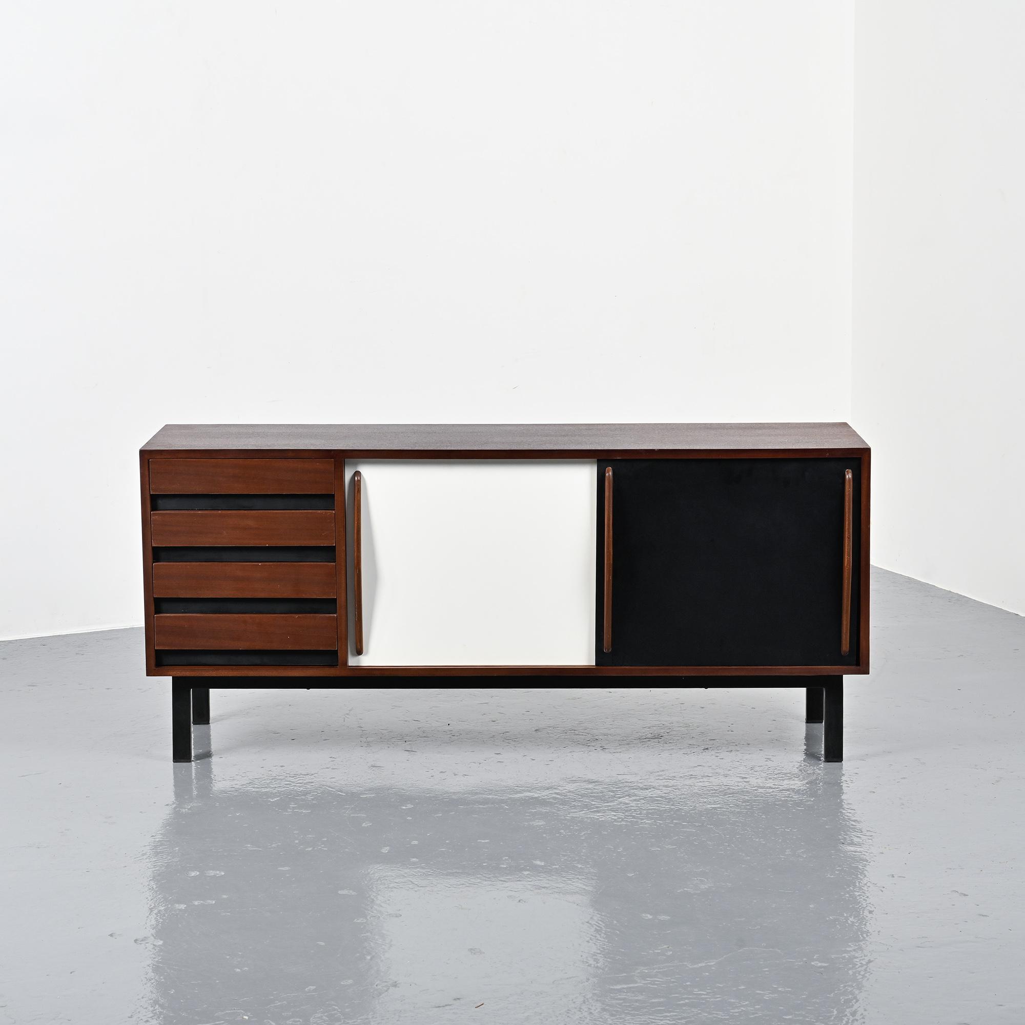 Enfilade Cansado par Charlotte Perriand, circa 1960