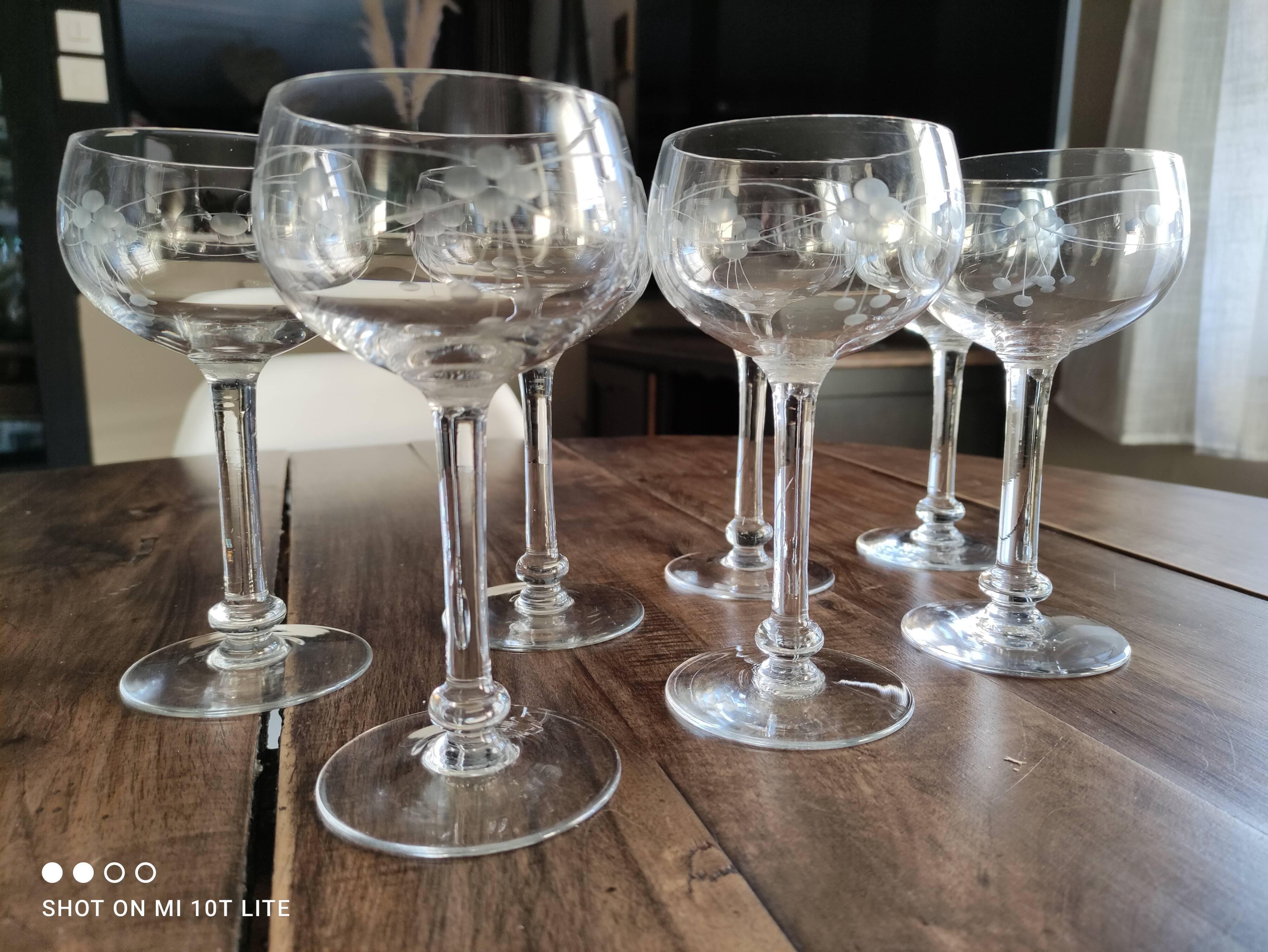 Set of 7 wine glasses drinking crystal balloon chiseled foot hemmed