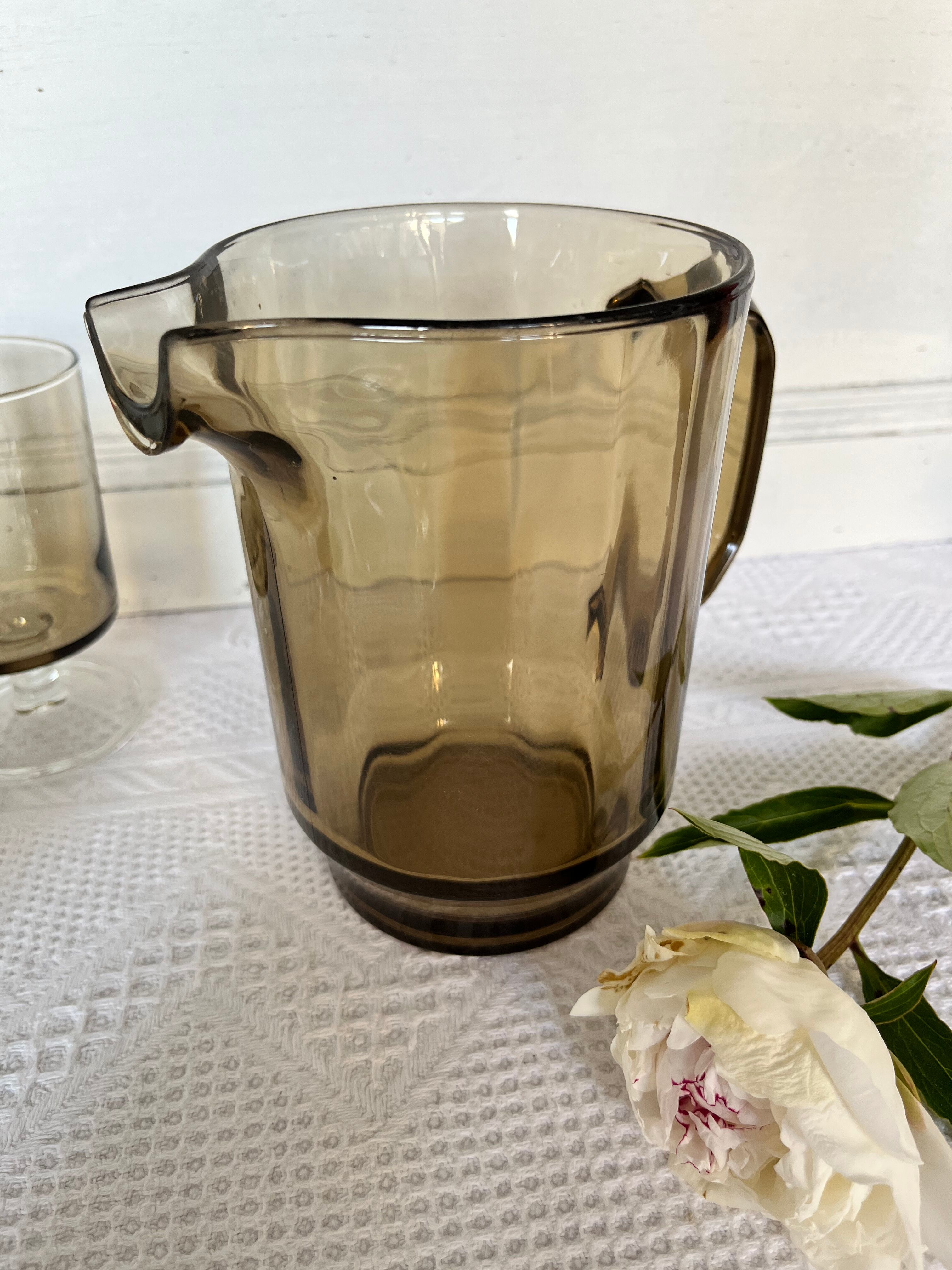 Luminarc glasses set and matching pitcher