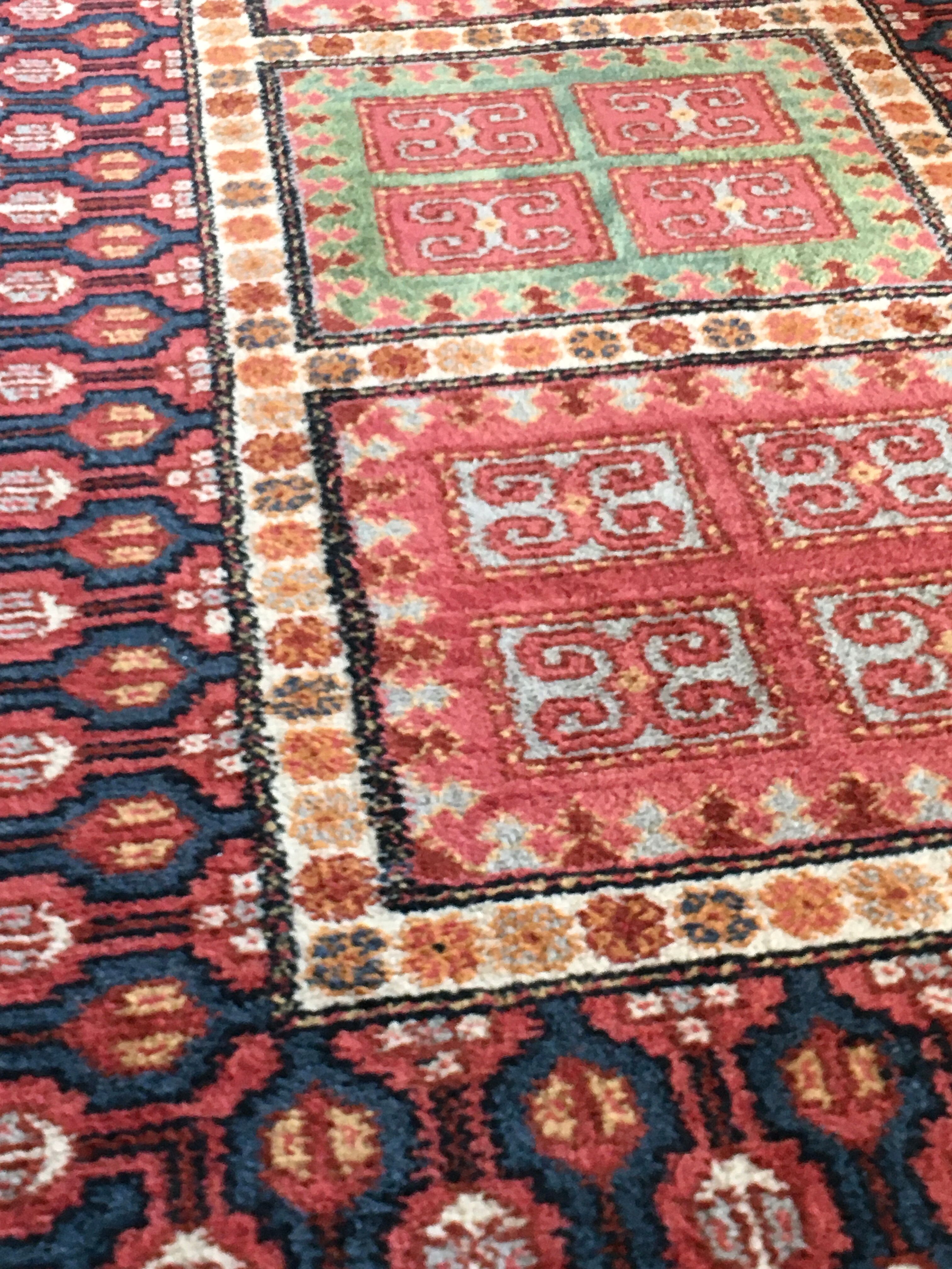 Oriental wool carpet 95x176cm