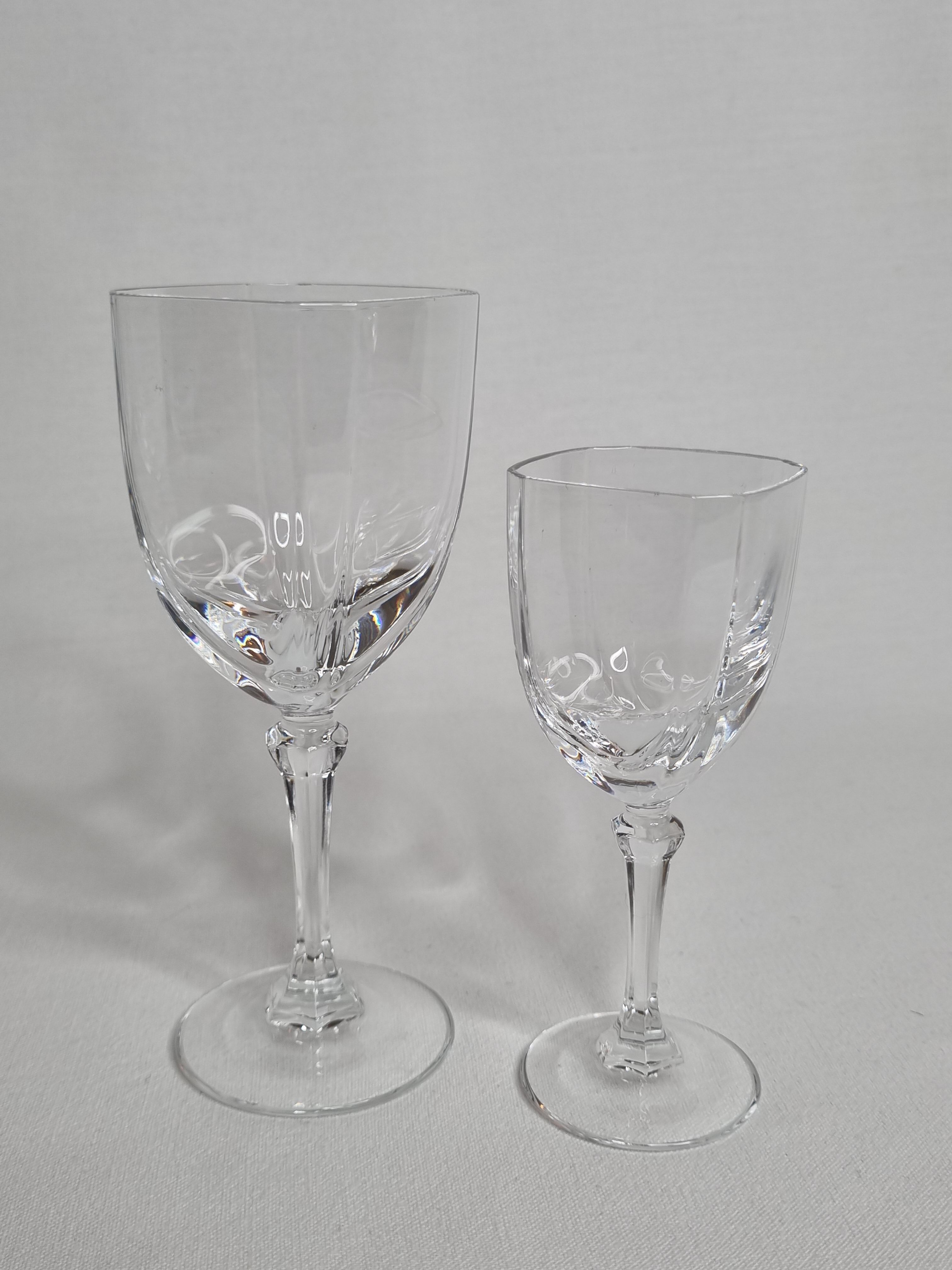 Haut Service de 6 verres à vin en cristal d'Arques 12,3 cm modèle Luxembourg 