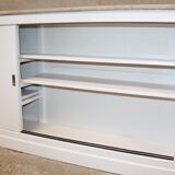 Sliding doors counter