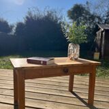Old farmhouse coffee table in solid wood, 1 drawer