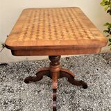 Pedestal table nineteenth century rectangular to central, marquetry tray with geometric decoration