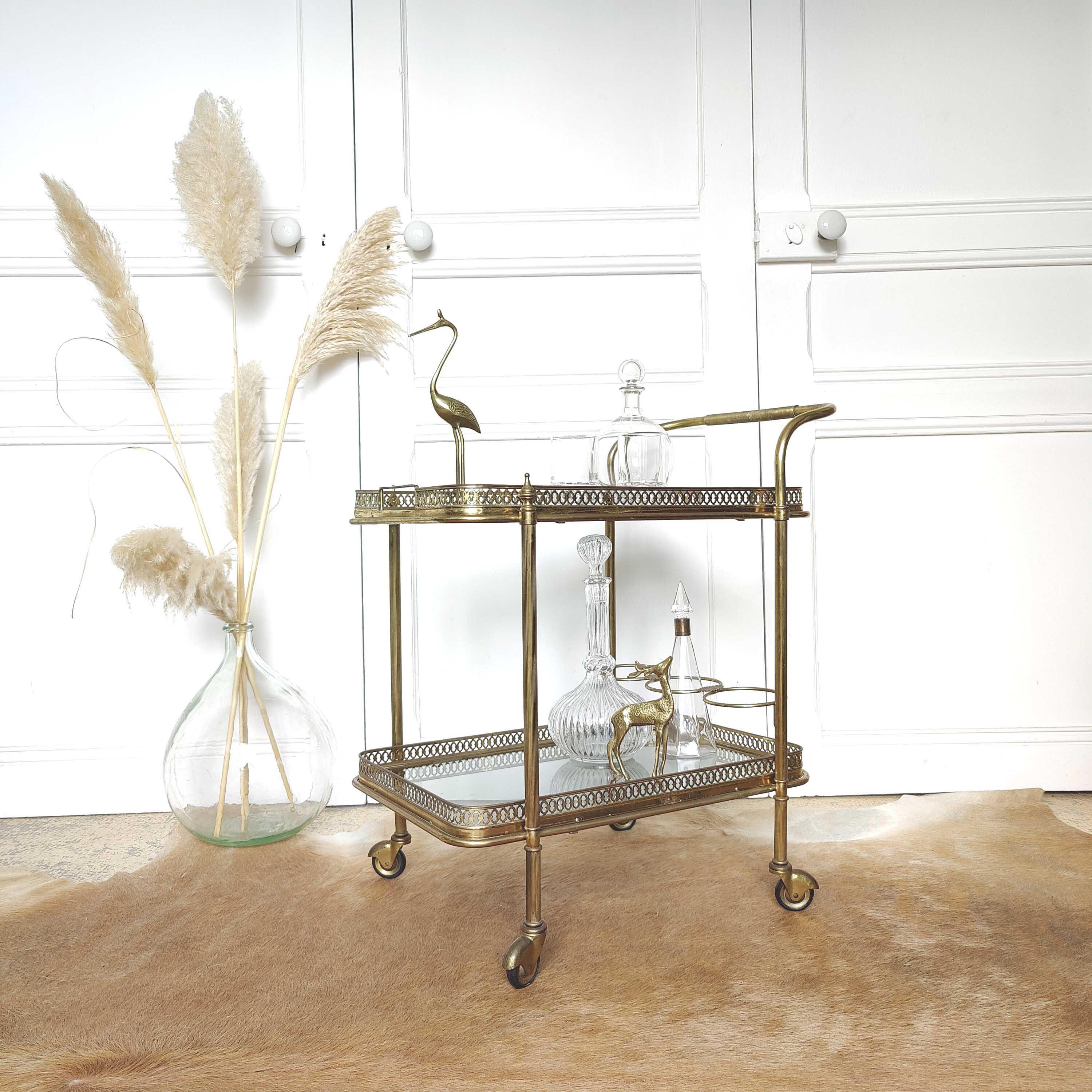 Brass and glass golden bar