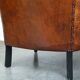Correct and comfortable sheep leather armchair/armchair with a beautiful finish