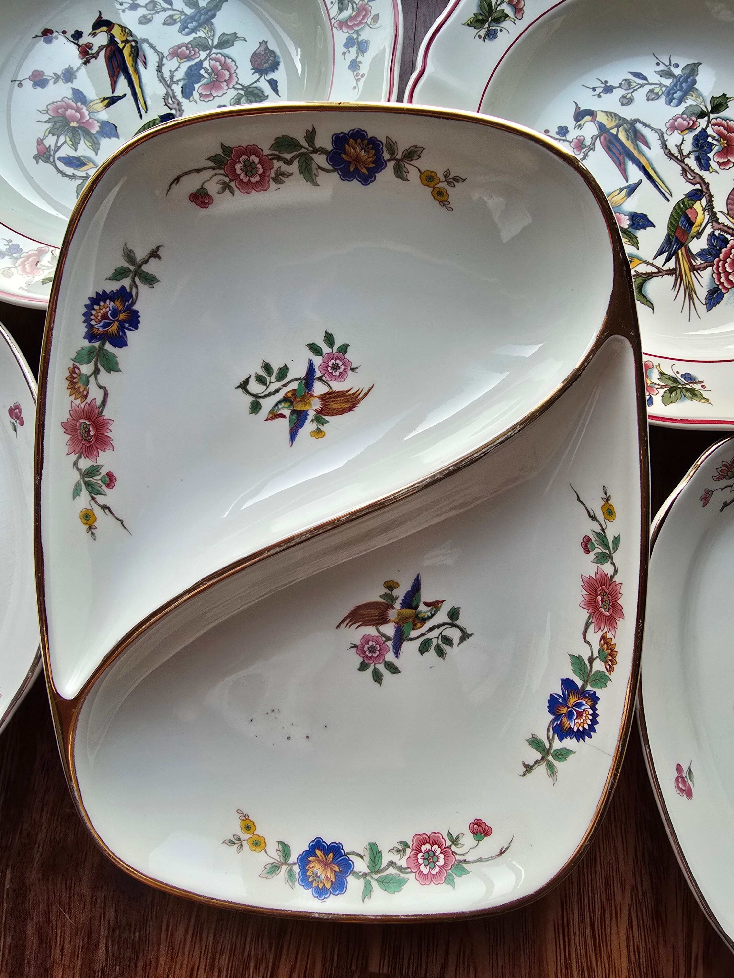 Set of porcelain dishes with a phoenix theme - 1950s-60s large manufacture