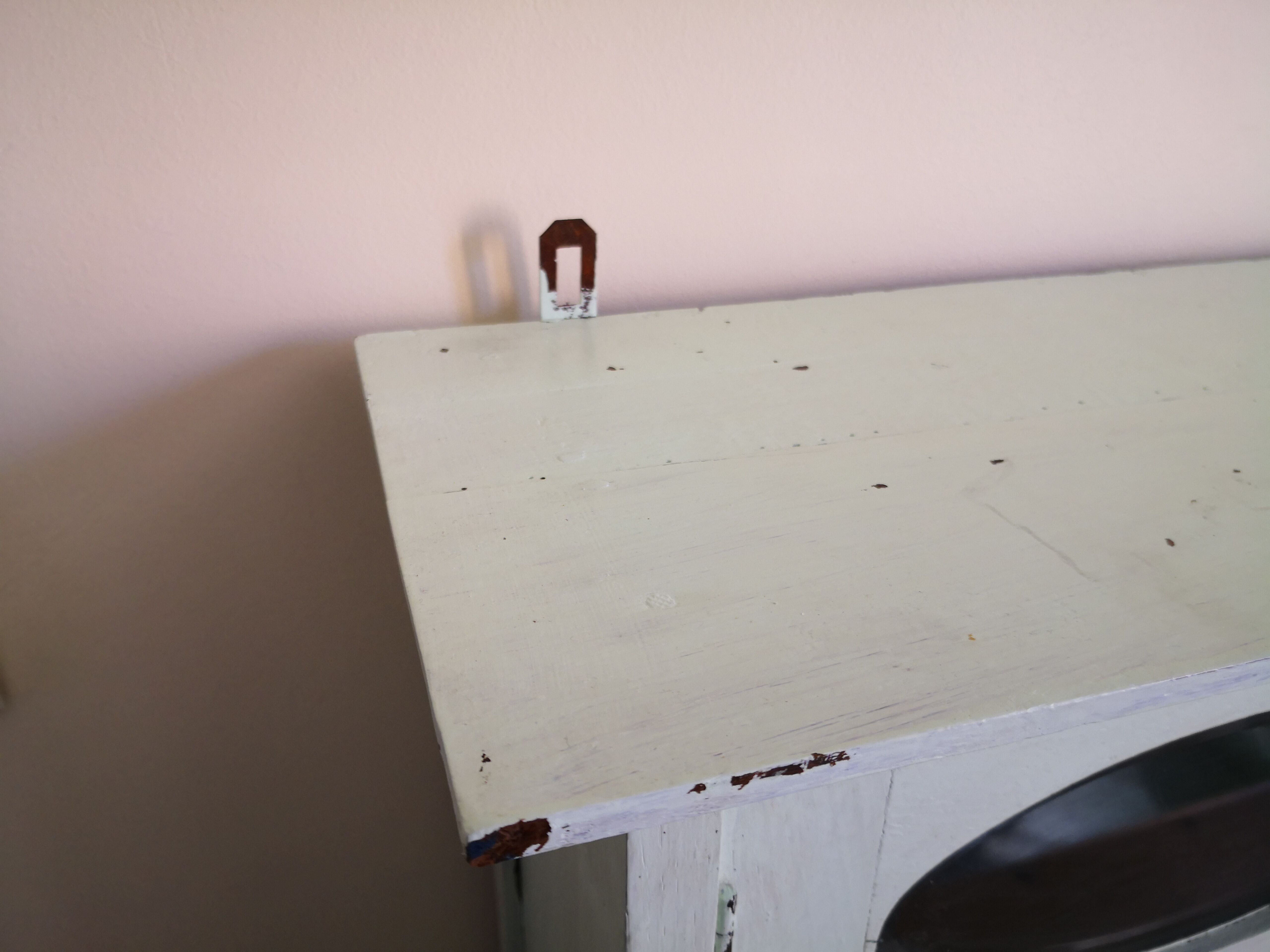 VItrine to be suspended