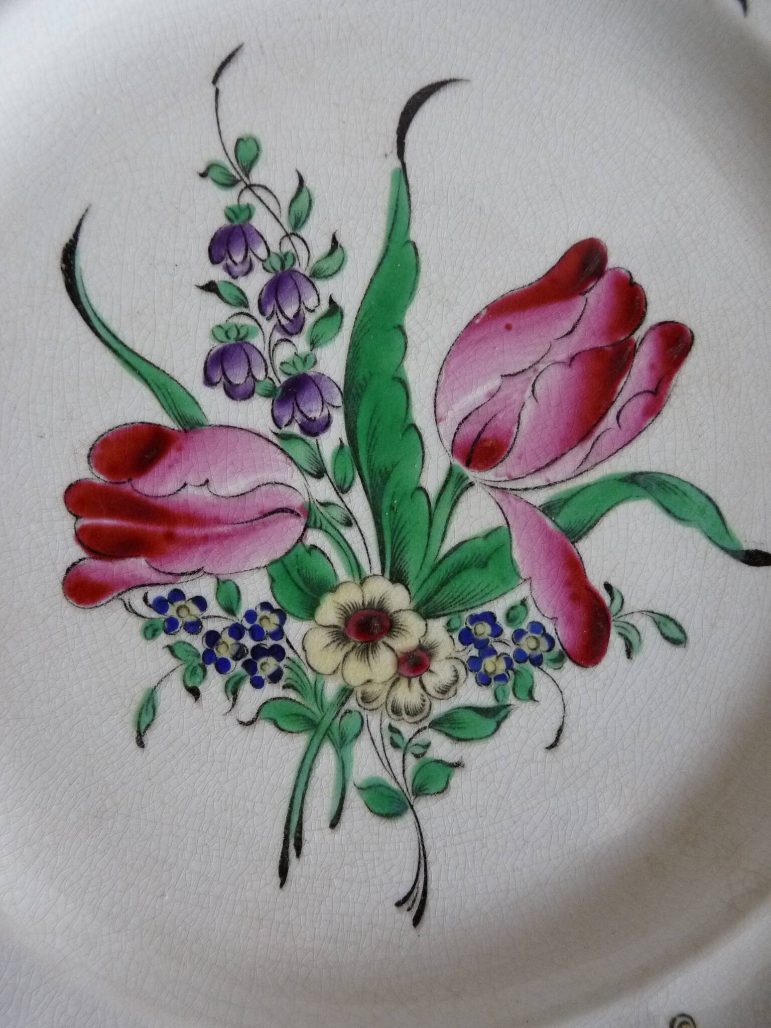 Lunéville earthenware plate