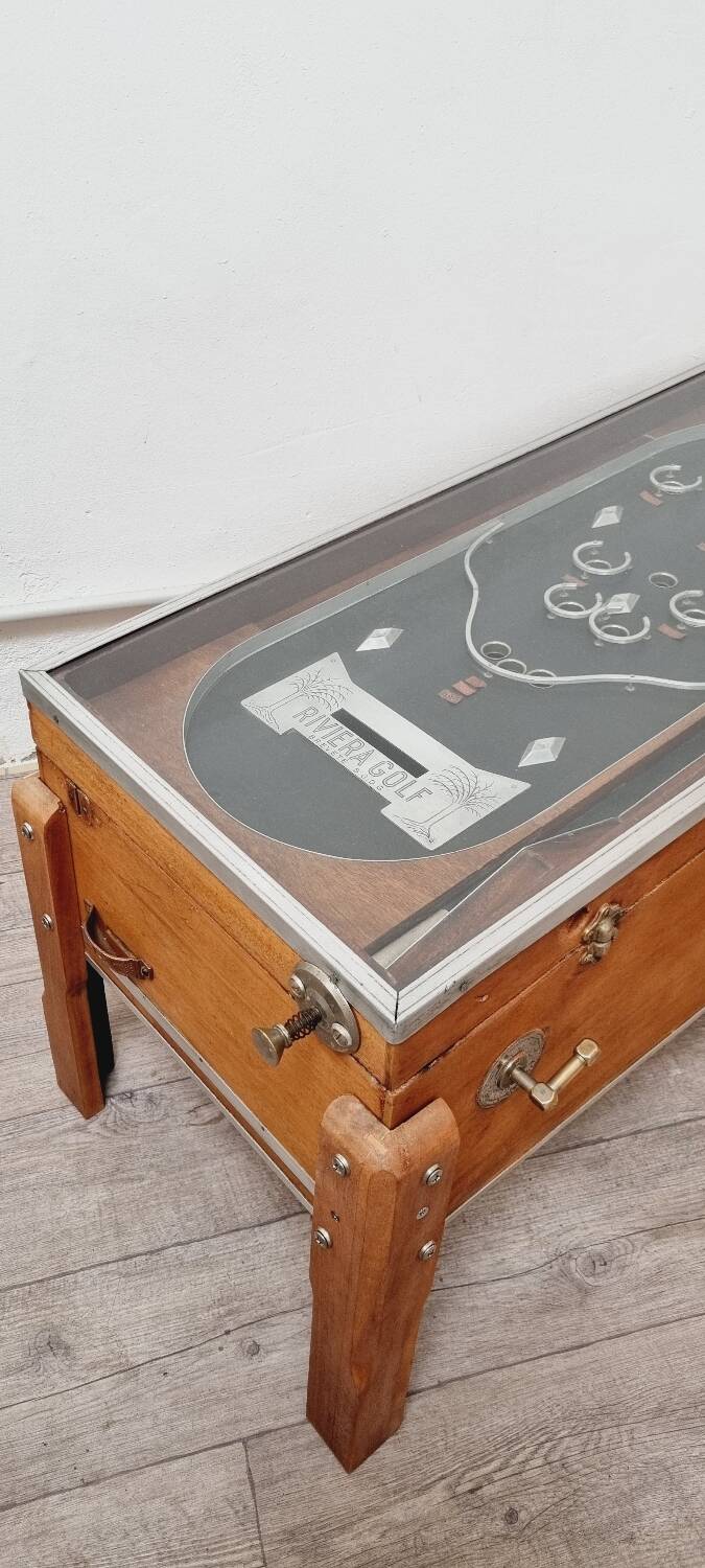 Industrial coffee table & old pinball machine 1900