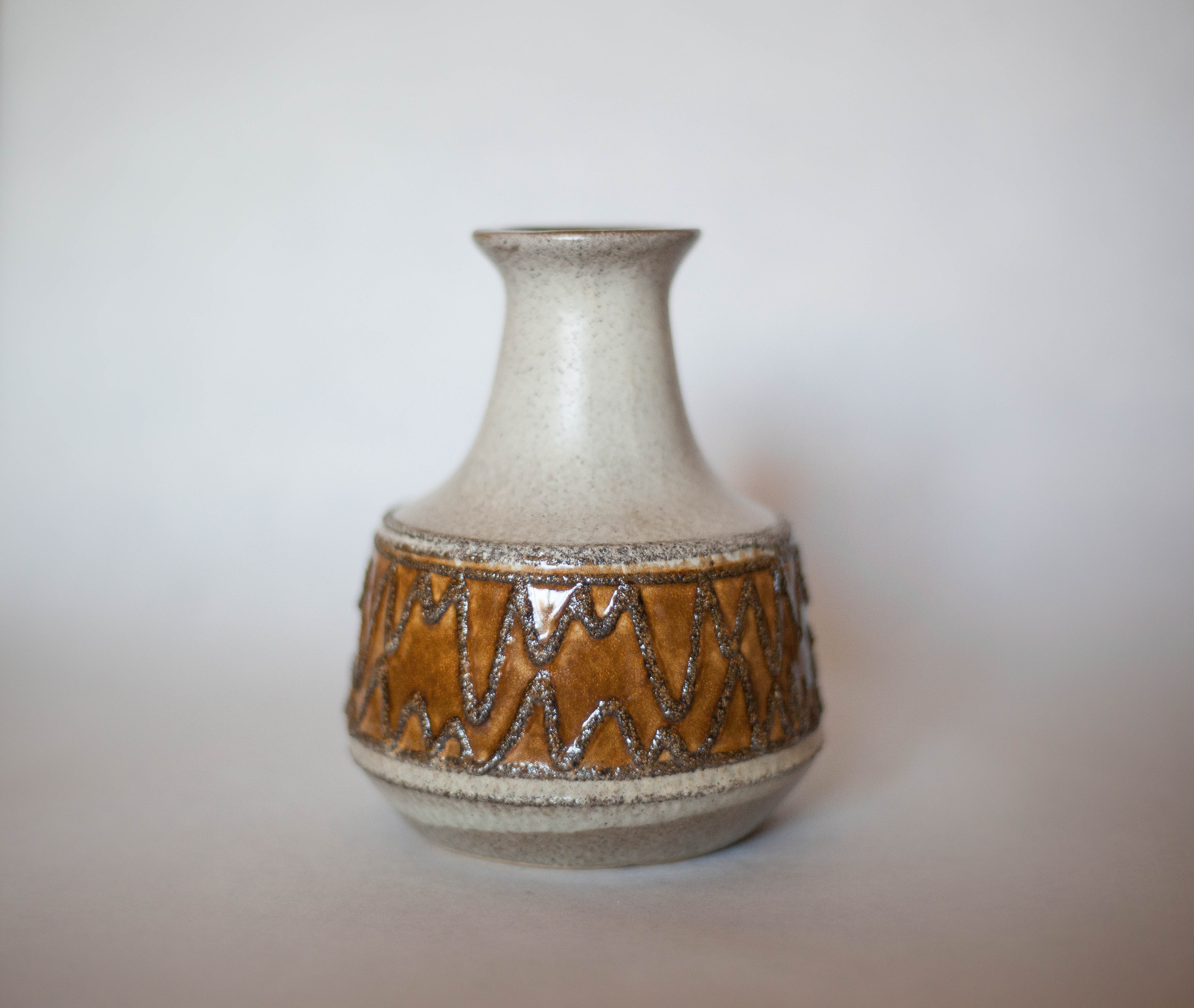 Ceramic vase 4077 VEB Haldensleben, decorative vase, made in Germany