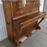 Old Piano